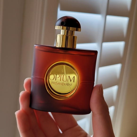 YSL Opium Perfume - Picture 2 of 4